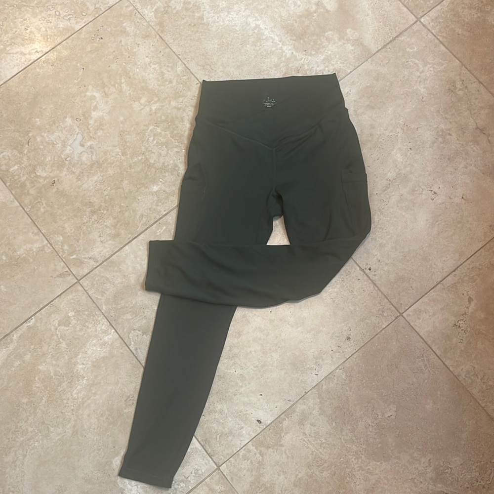 American hart v waist leggings w/ side pocket green size medium